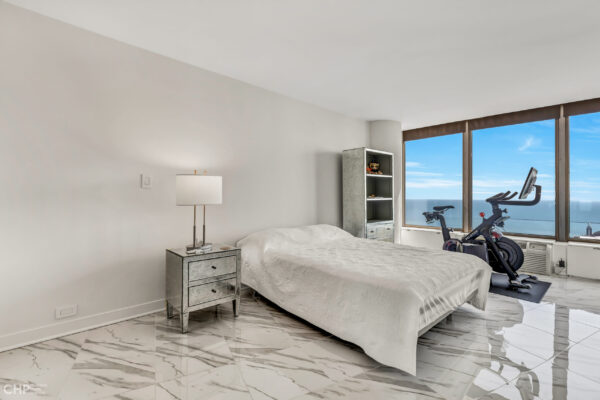 3904primarybedroom