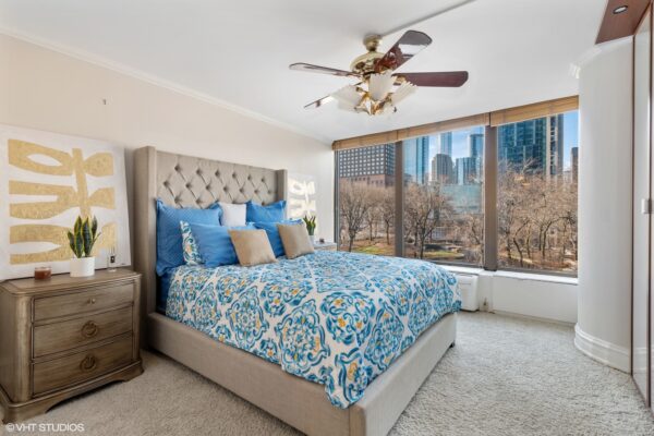 06_505NLakeShoreDrive_503_14_PrimaryBedroom_MRED_2000x1333