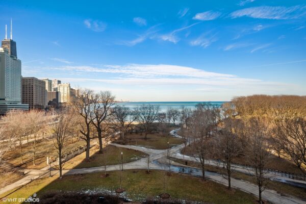 09_505NLakeShoreDrive_503_147_View_MRED_2000x1333