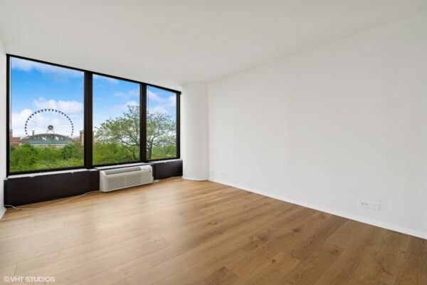 07_505NLakeShoreDrive405_153_2ndBedroom_MRED_2000x1333