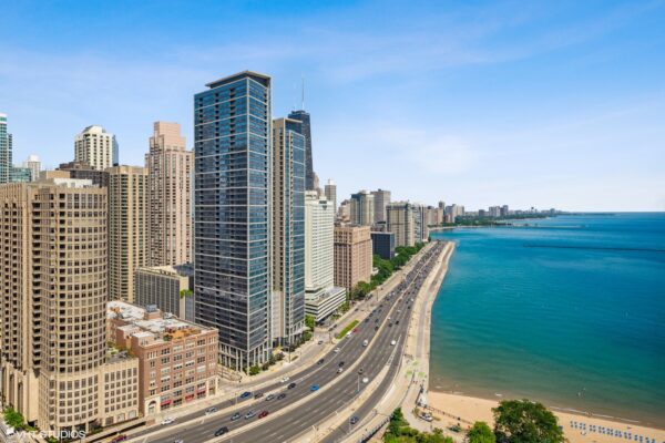 10_505NLakeShoreDrive_Unit2901_147_View_MRED_2000x1333 10_505NLakeShoreDrive_Unit2901_147_View_MRED_2000x1333